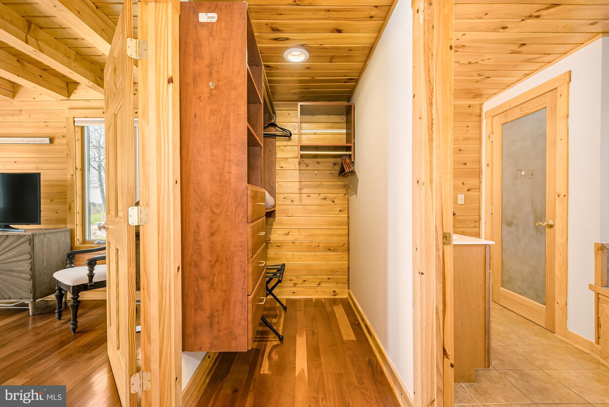 VISTAS OF WATERFRONT GREENS - Residential