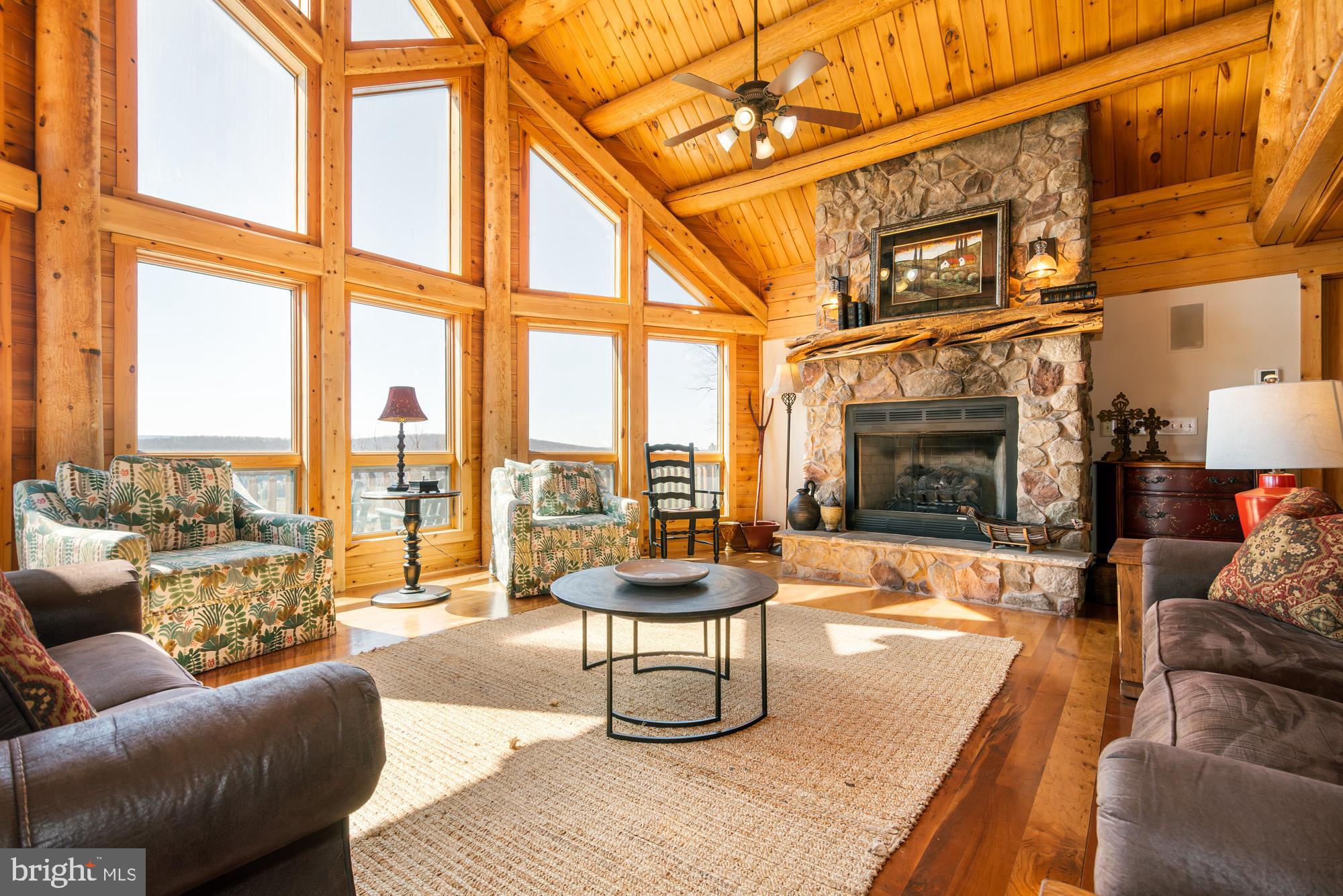 VISTAS OF WATERFRONT GREENS - Residential