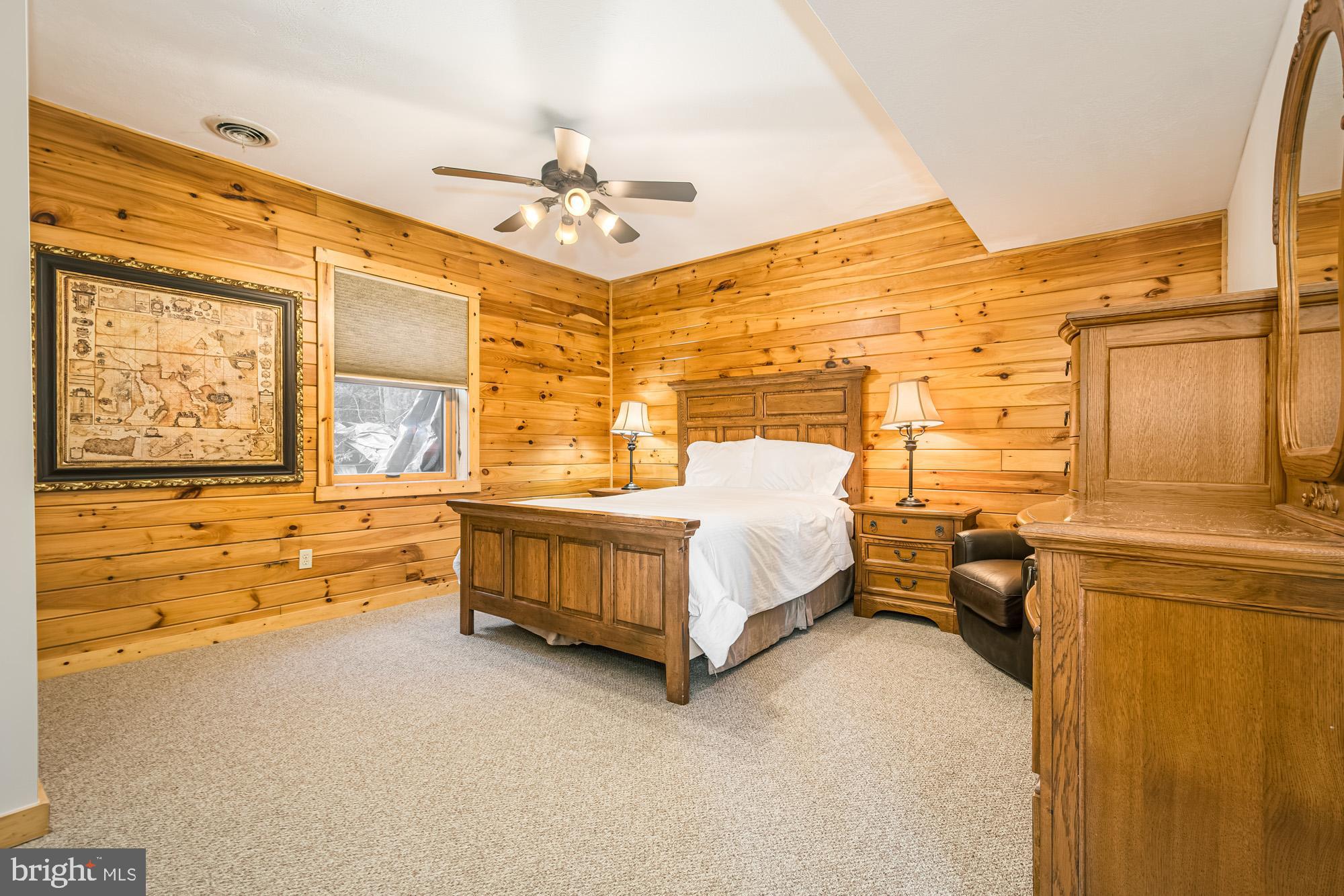 VISTAS OF WATERFRONT GREENS - Residential