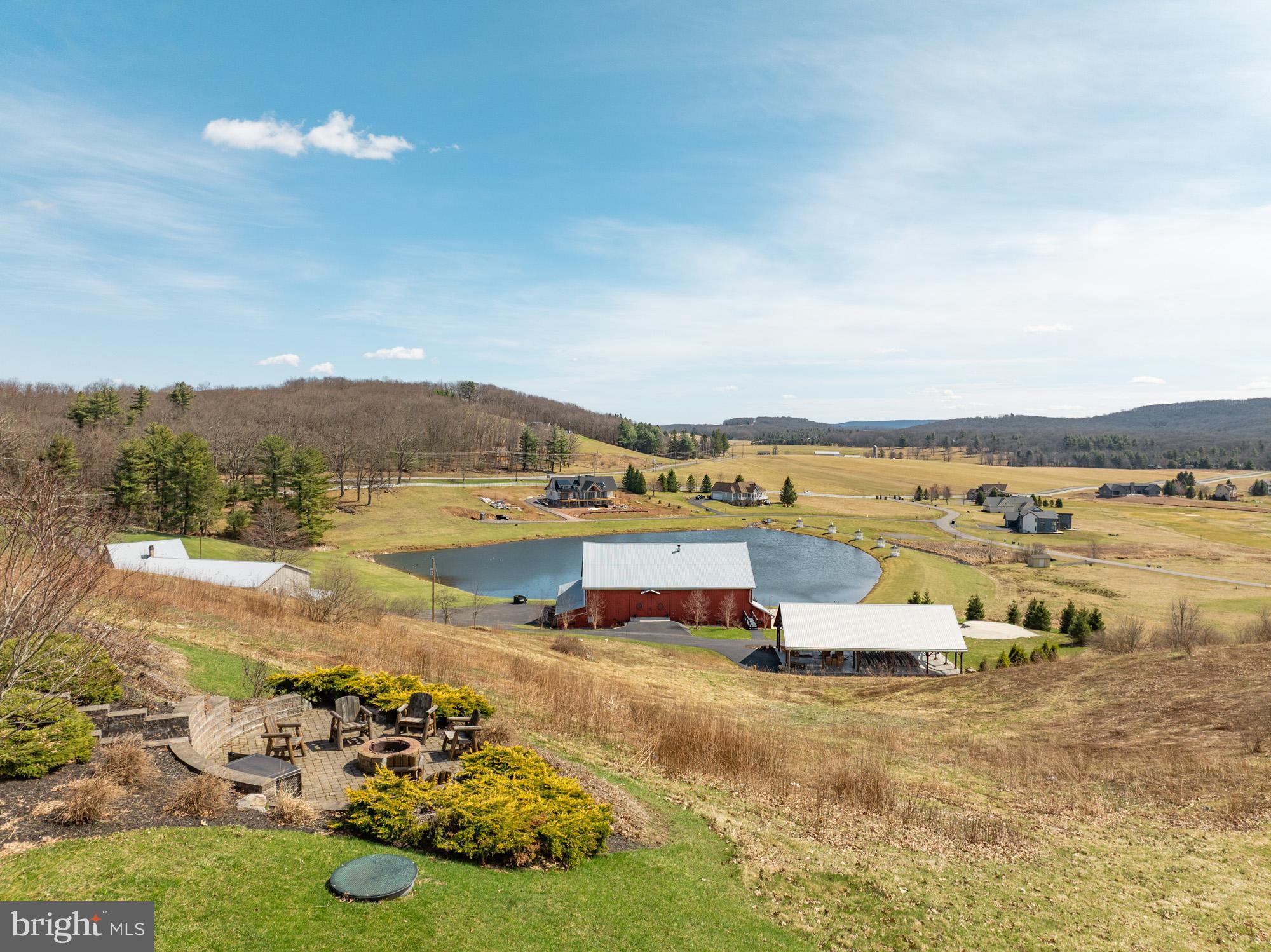 VISTAS OF WATERFRONT GREENS - Residential