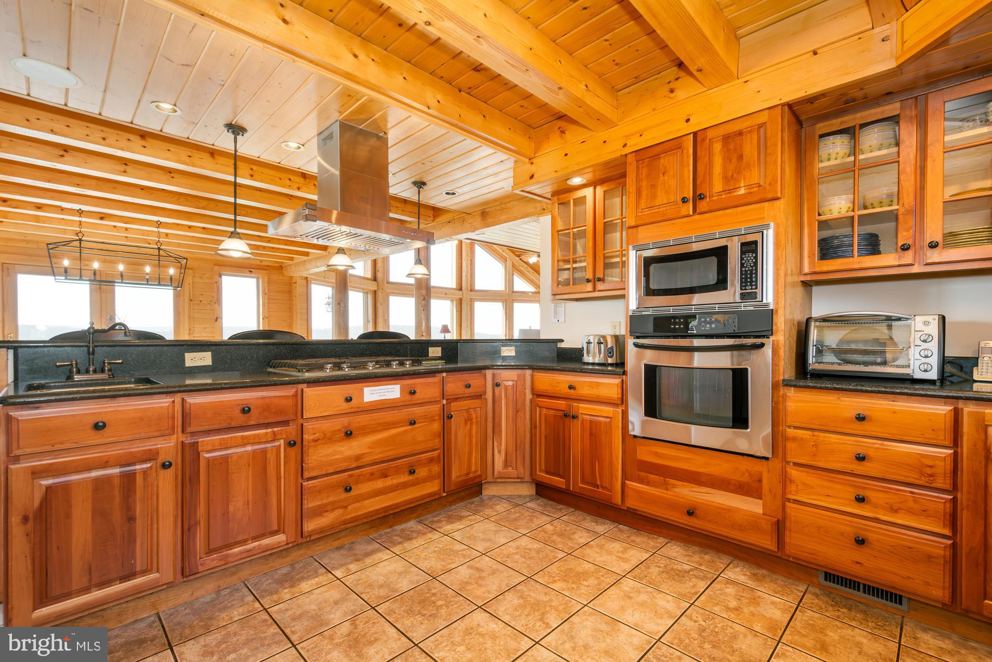 VISTAS OF WATERFRONT GREENS - Residential