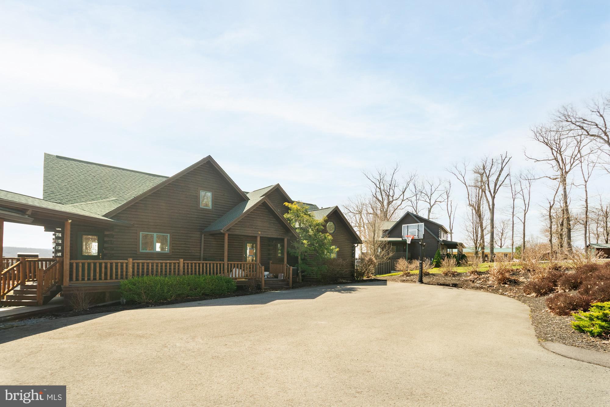 VISTAS OF WATERFRONT GREENS - Residential