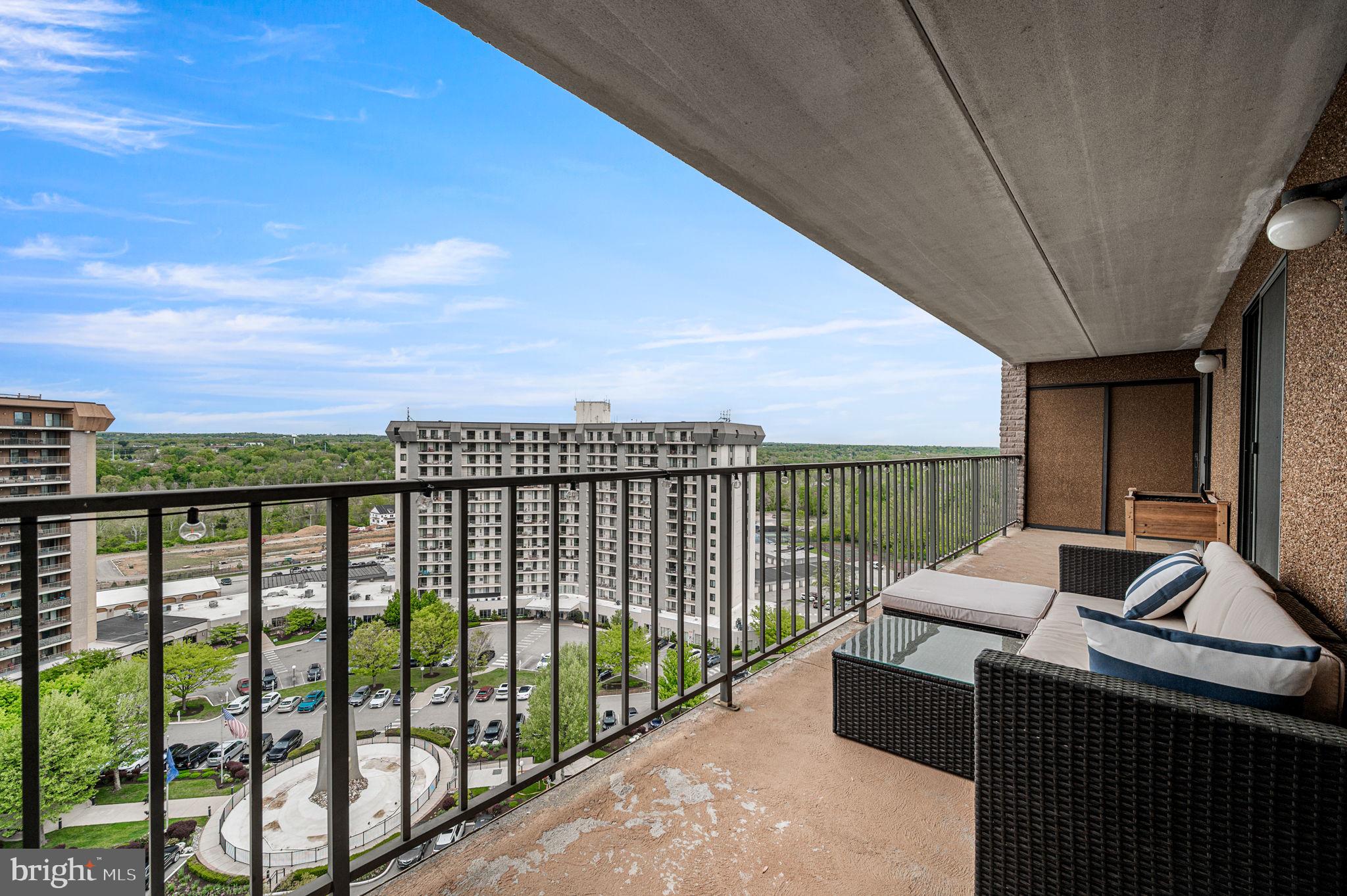 VALLEY FORGE TOWER - Residential