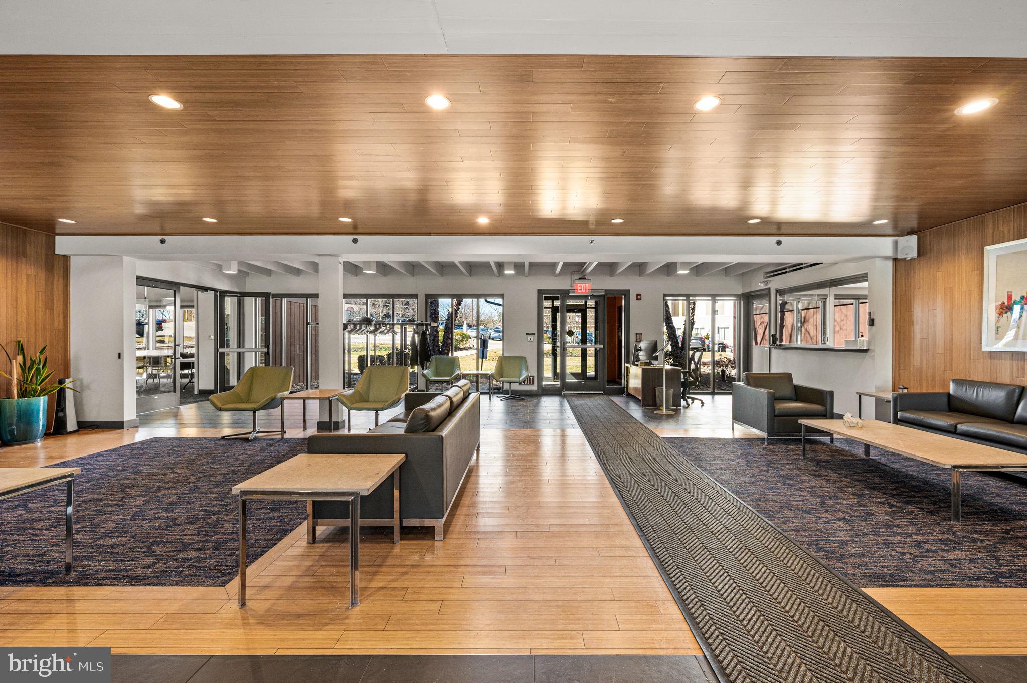VALLEY FORGE TOWER - Residential