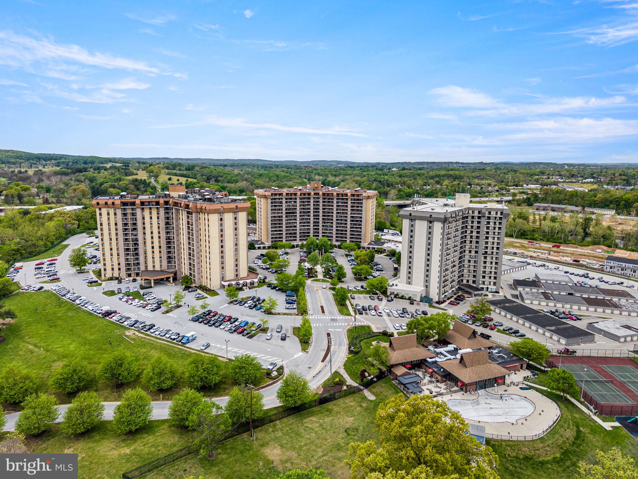 VALLEY FORGE TOWER - Residential