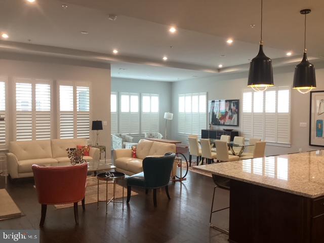 FOUR SEASONS AT KENT ISLAND - Residential Lease