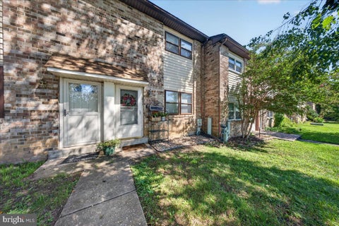 Condo For Sale - 211 Cobble Creek Curve #72<br/> NEWARK, DE 19702