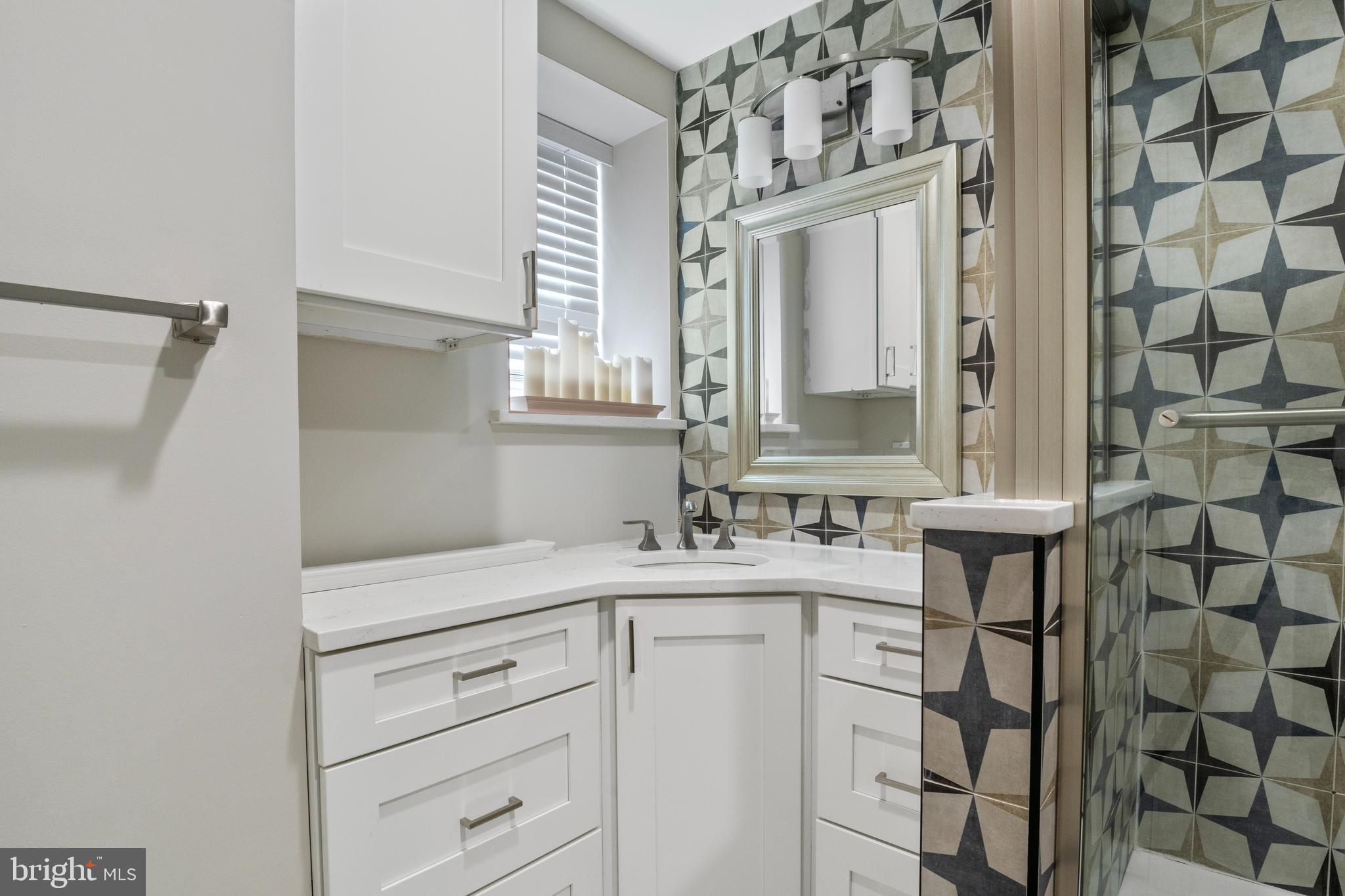 POINT BREEZE - Residential Lease