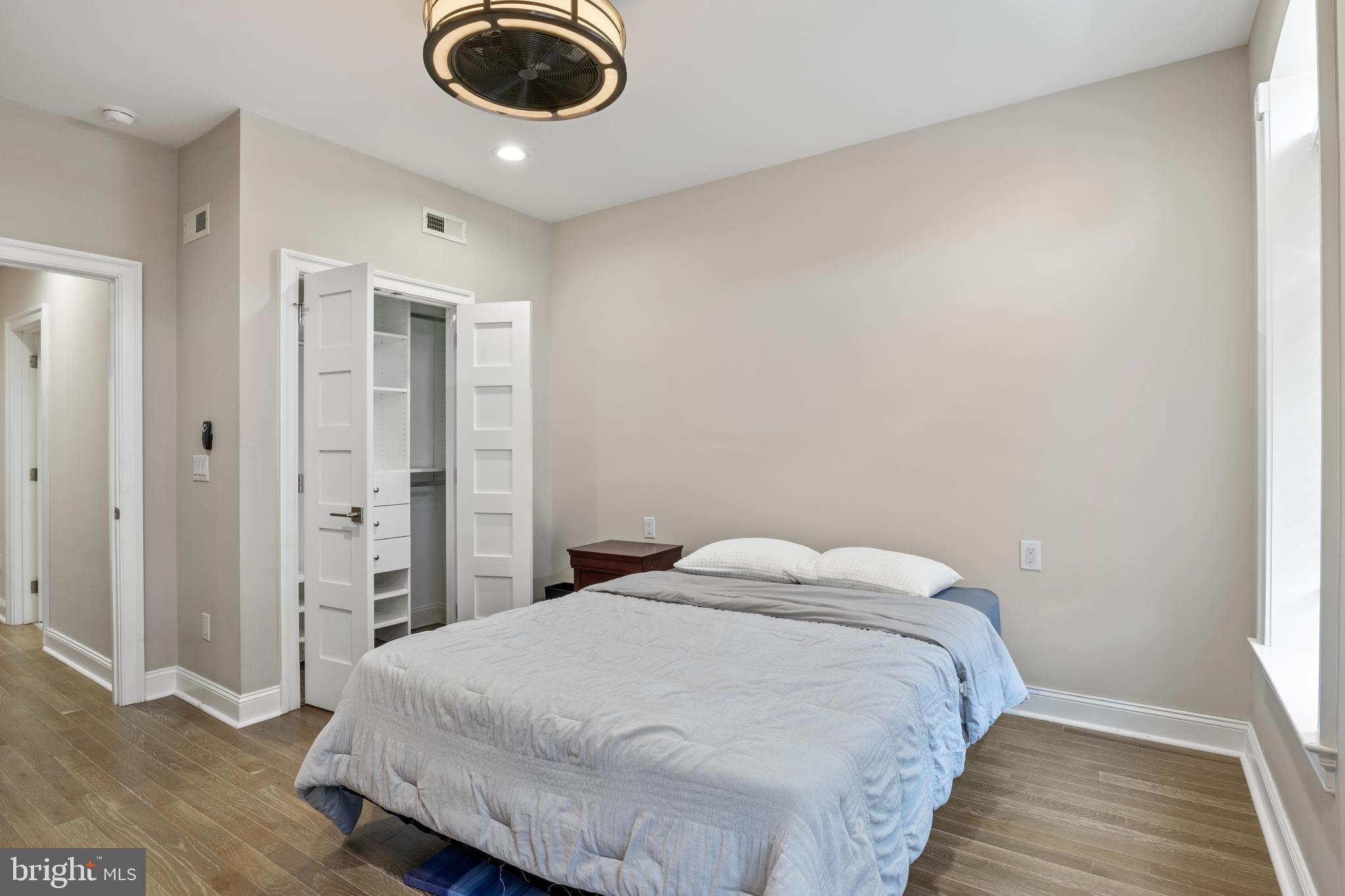 POINT BREEZE - Residential Lease