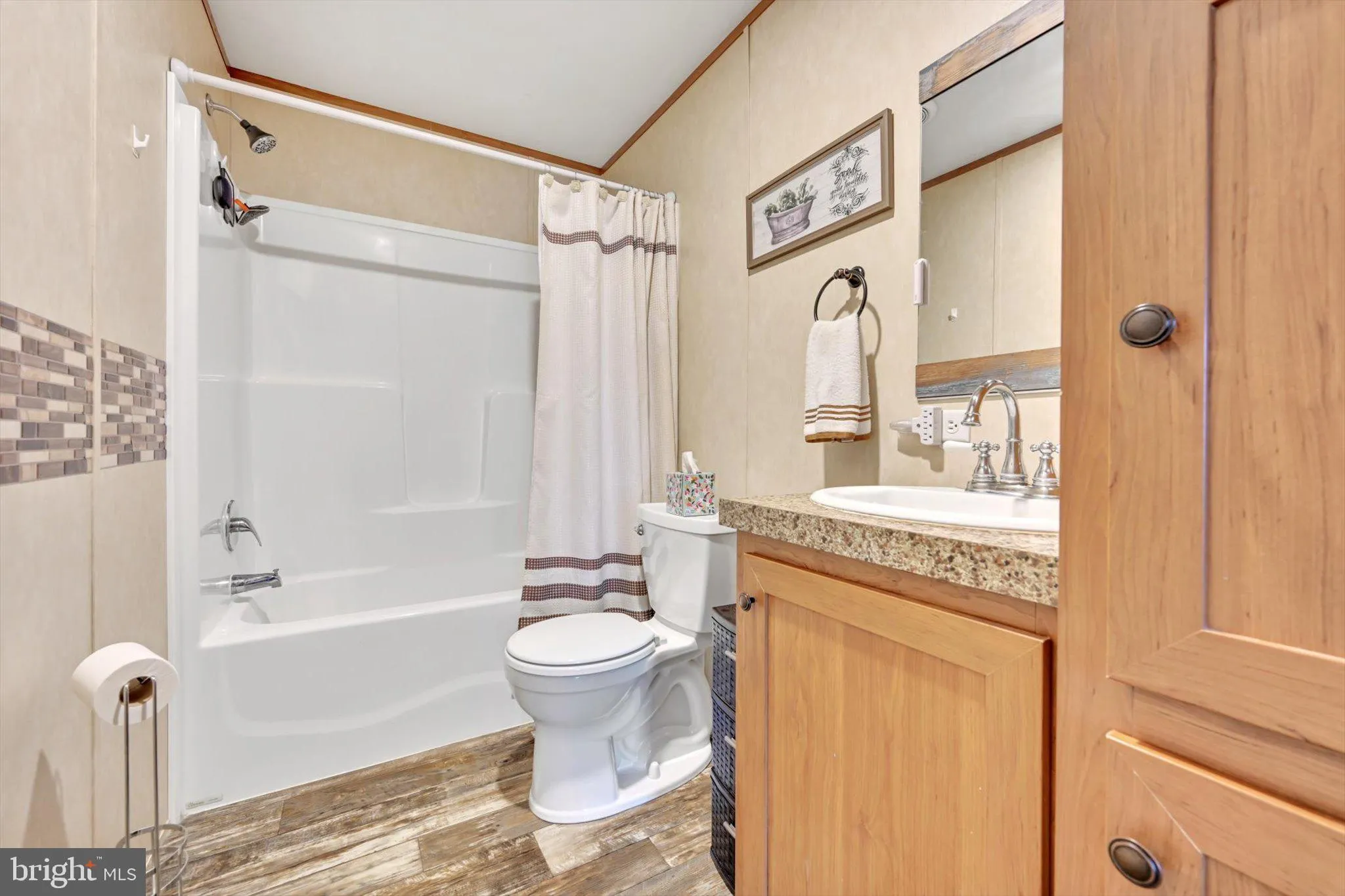 Lititz, Pennsylvania 17543, United States, 3 Bedrooms Bedrooms, ,2 BathroomsBathrooms,Residential,Pending,110281