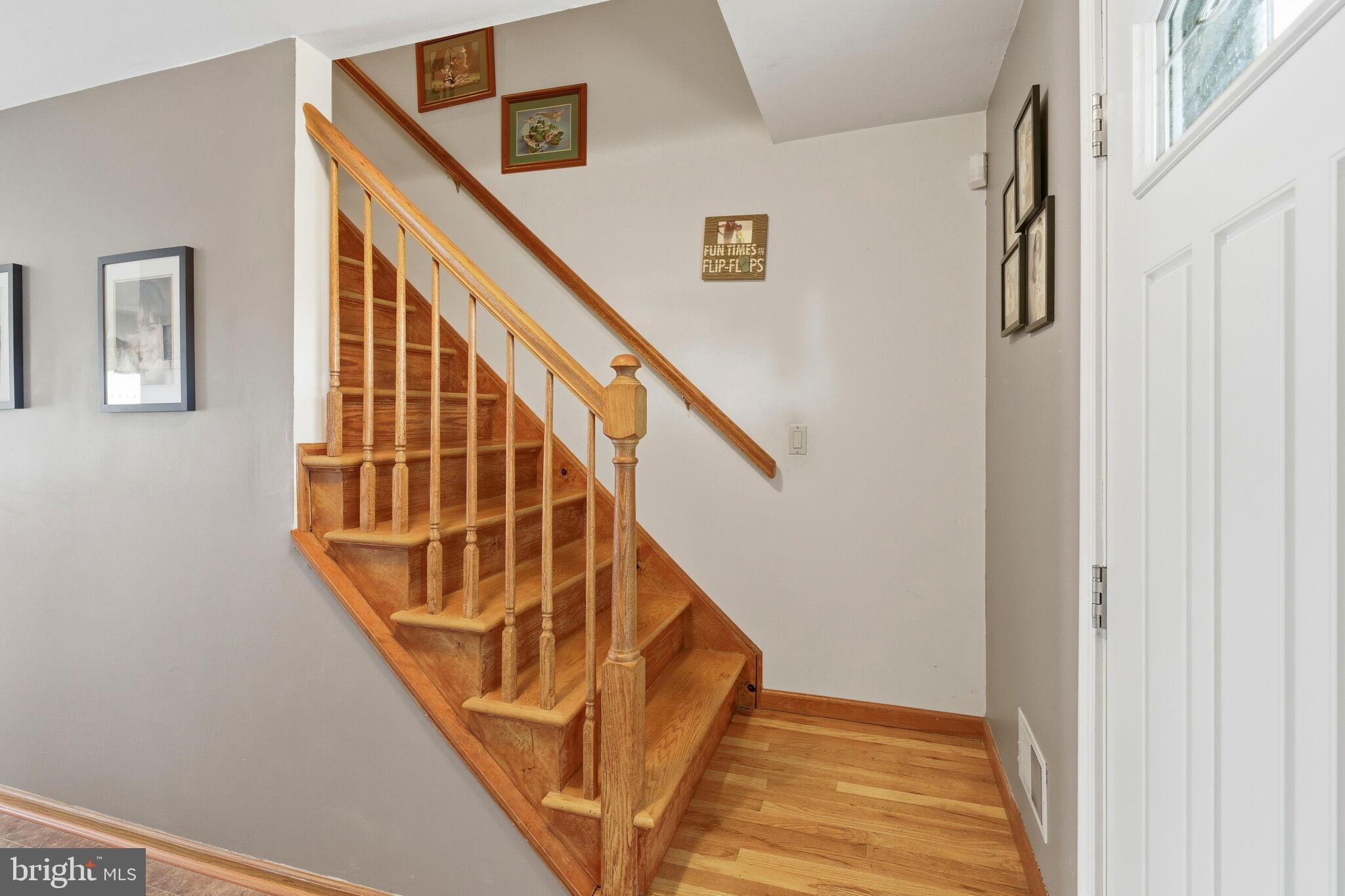 1553 WINDWARD AVENUE