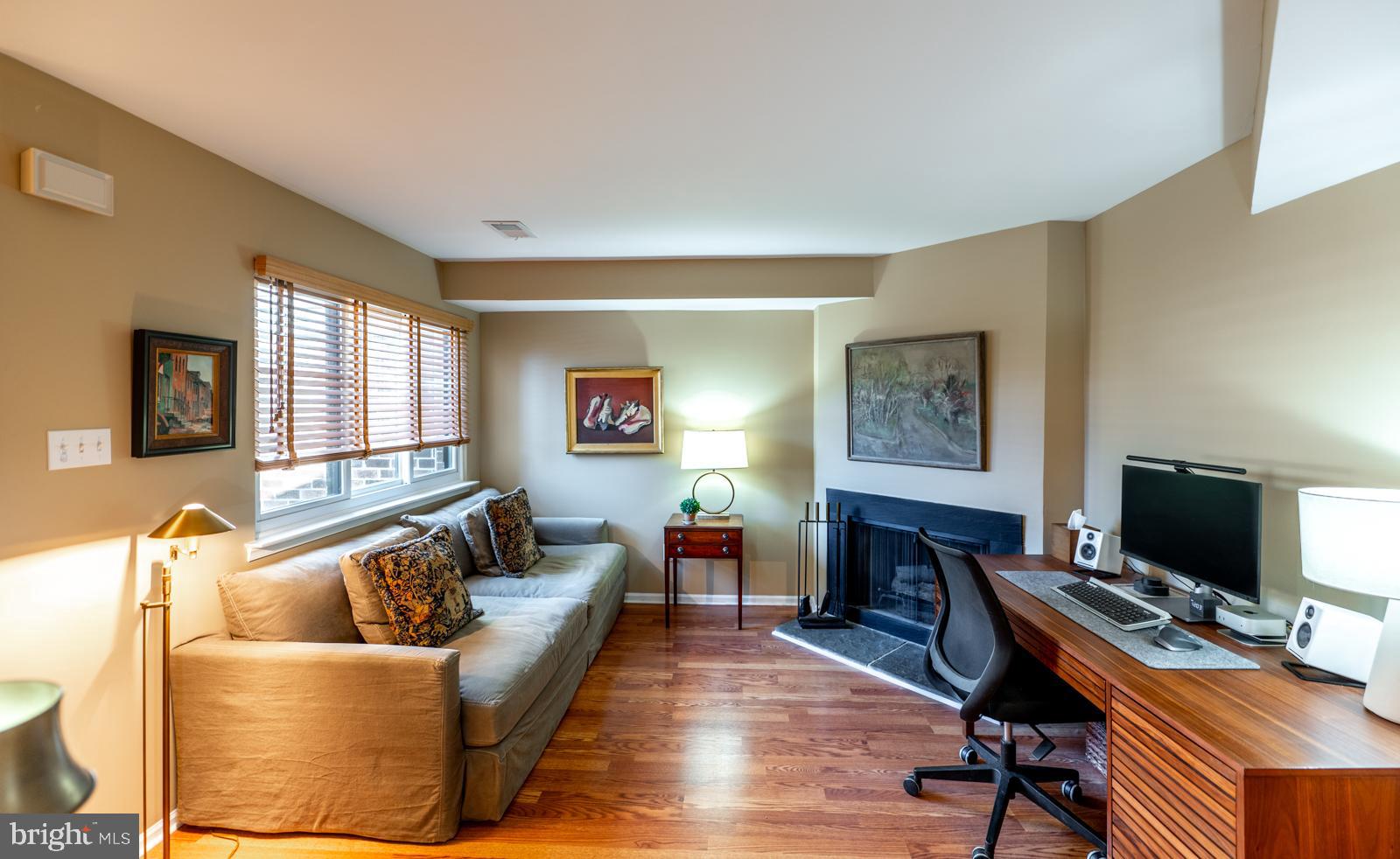 CHESTERBROOK - Residential