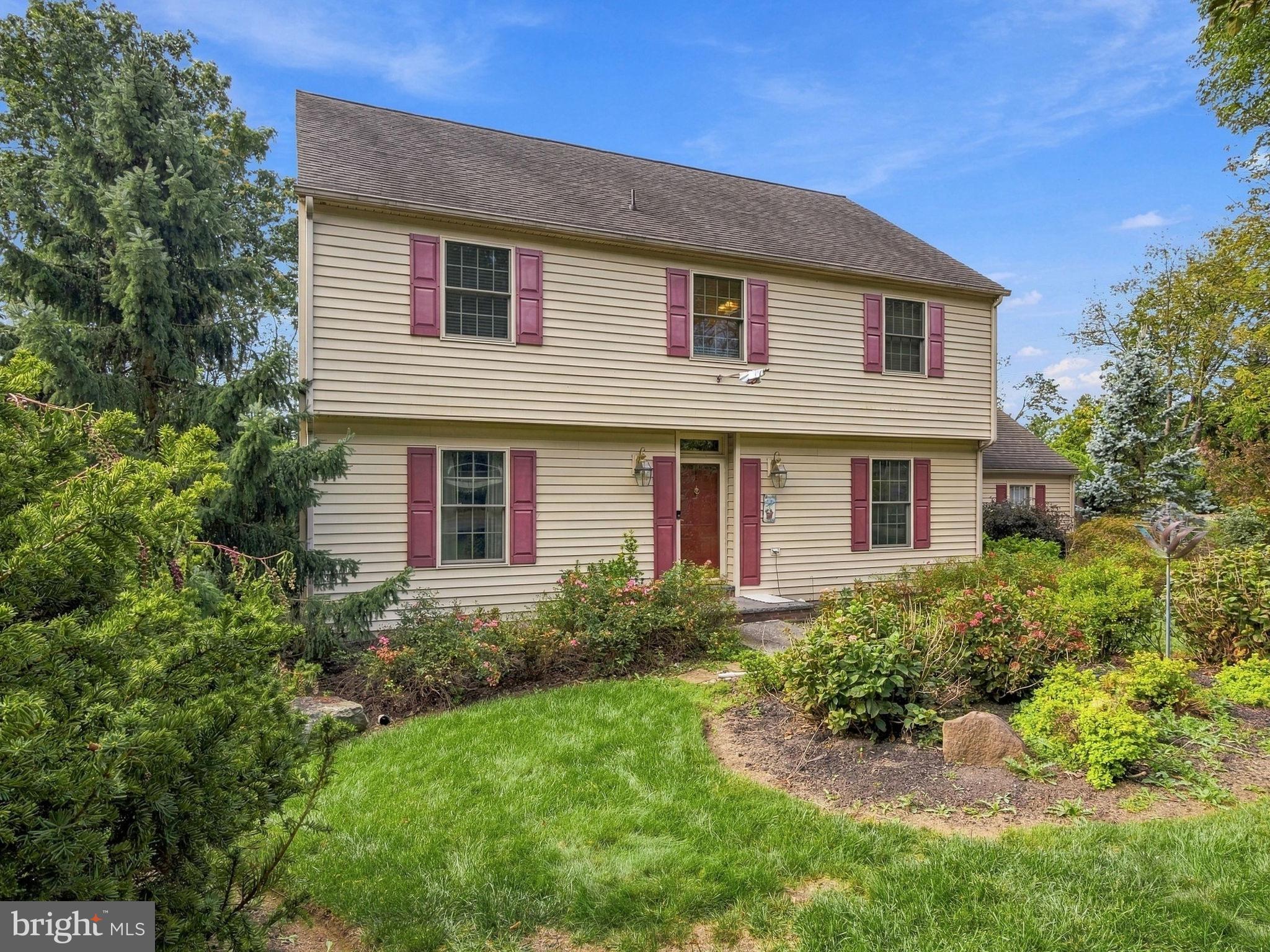 4454 FARM DRIVE
