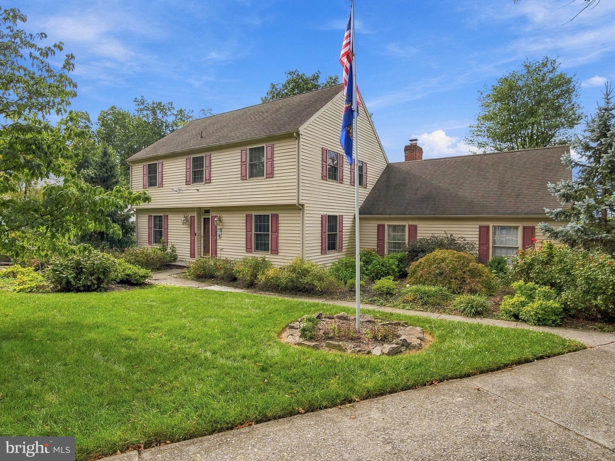 4454 FARM DRIVE