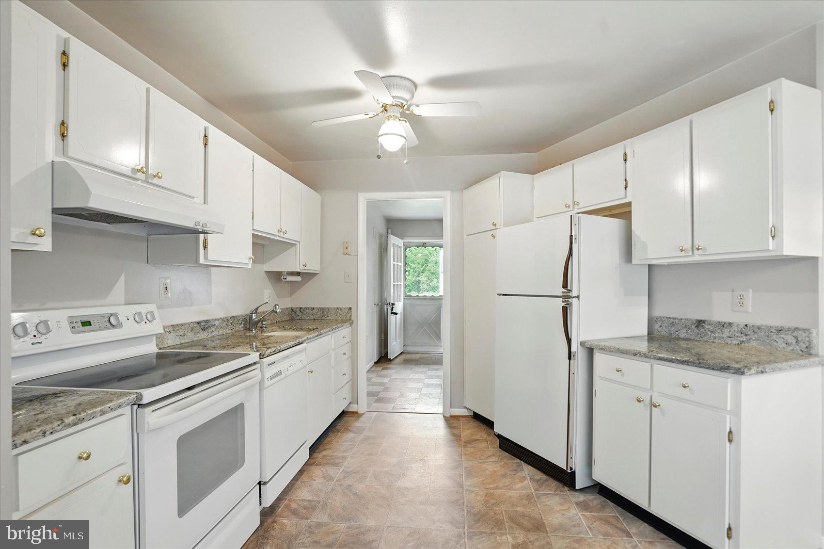 VALLEYWOOD - Residential