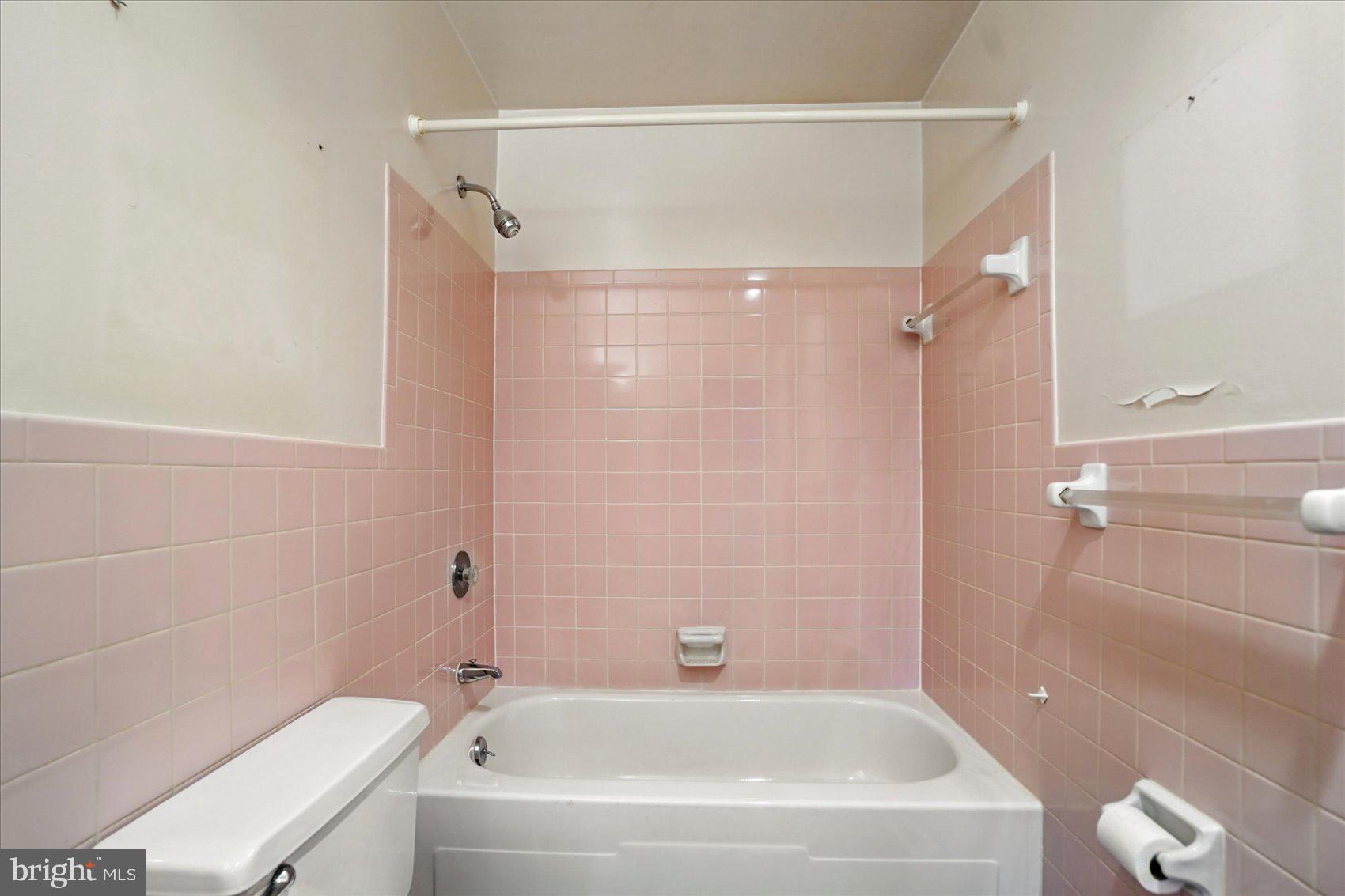 VALLEYWOOD - Residential