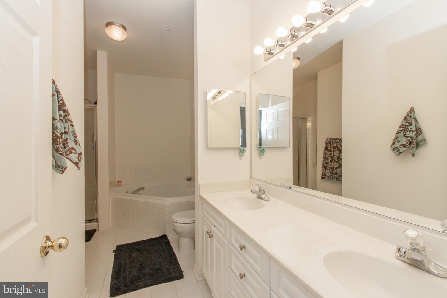 WESTBRIAR PLAZA - Residential Lease