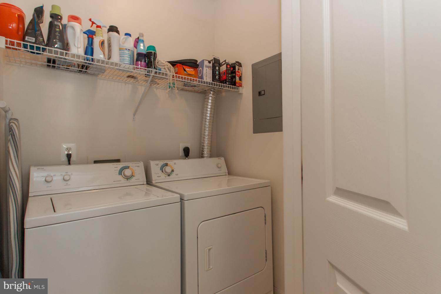 WESTBRIAR PLAZA - Residential Lease