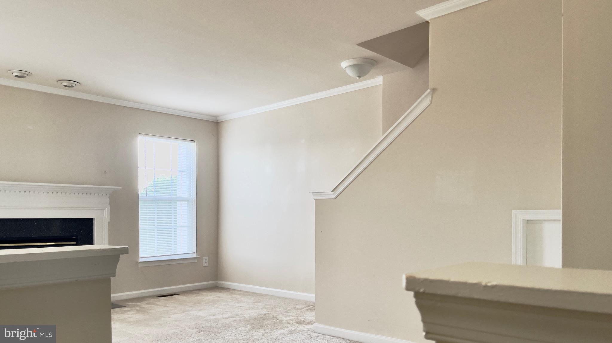 ASHBURN VILLAGE - Residential Lease