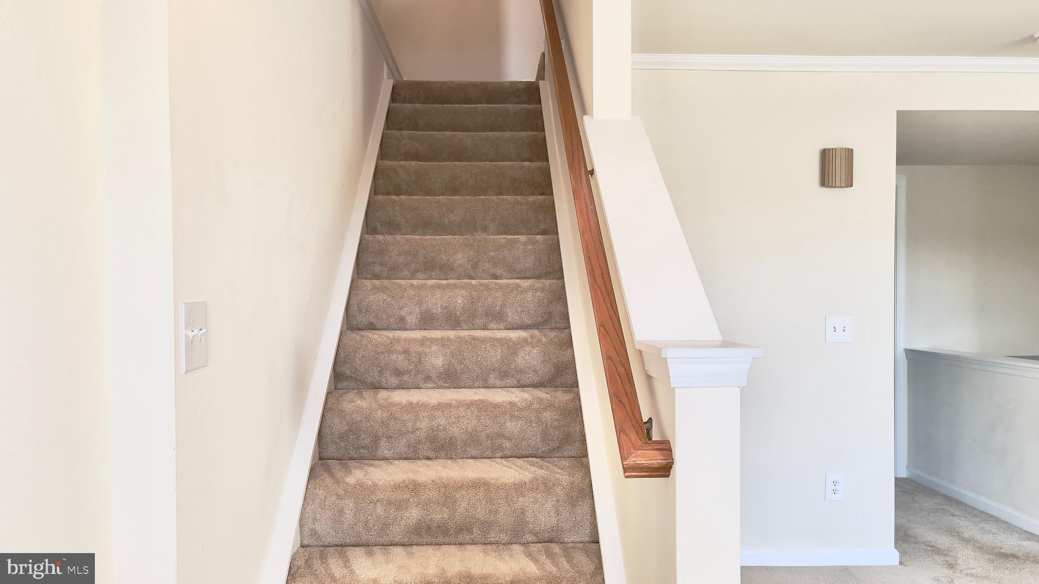 ASHBURN VILLAGE - Residential Lease