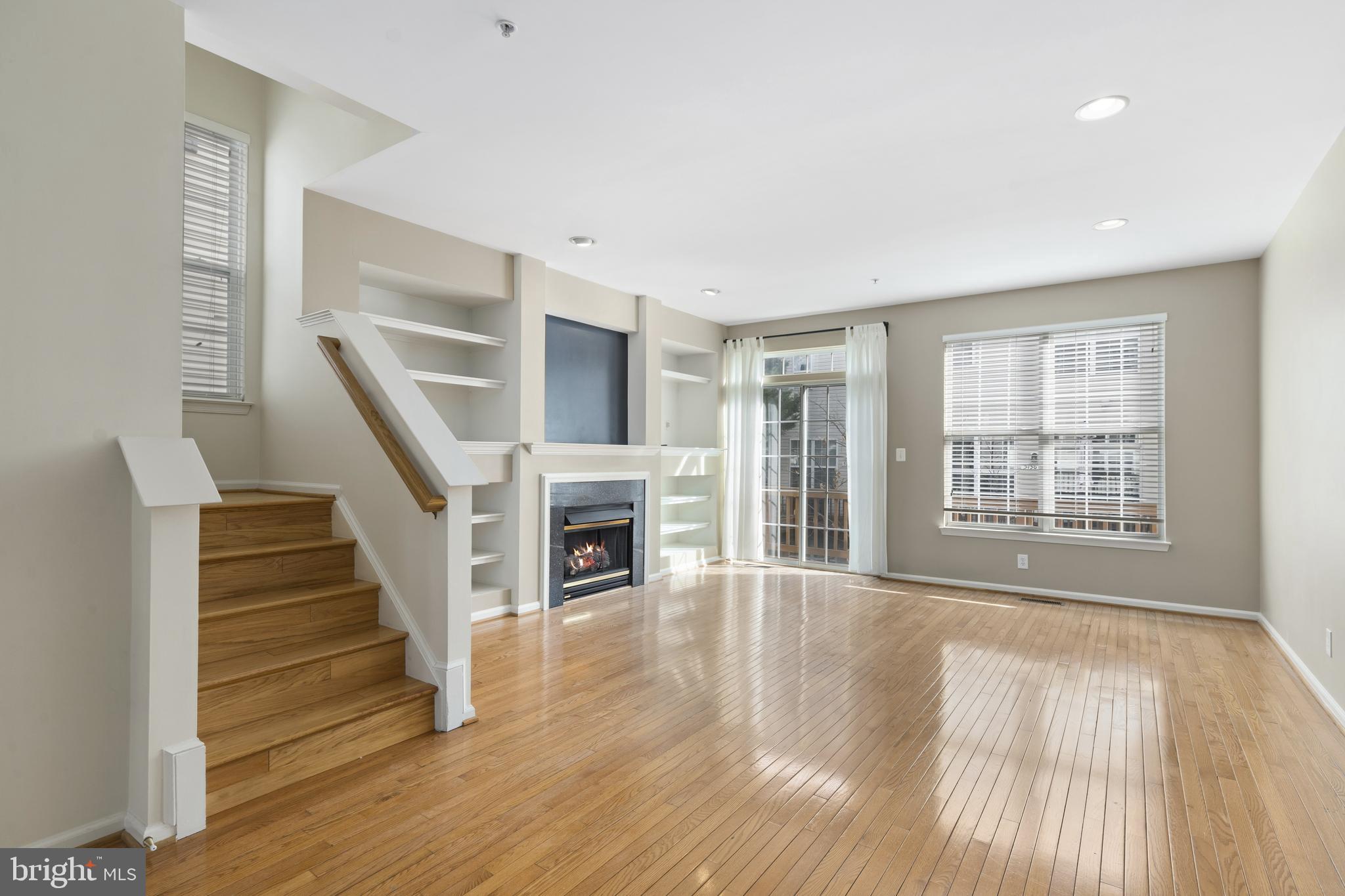 CAMERON STATION - Residential Lease