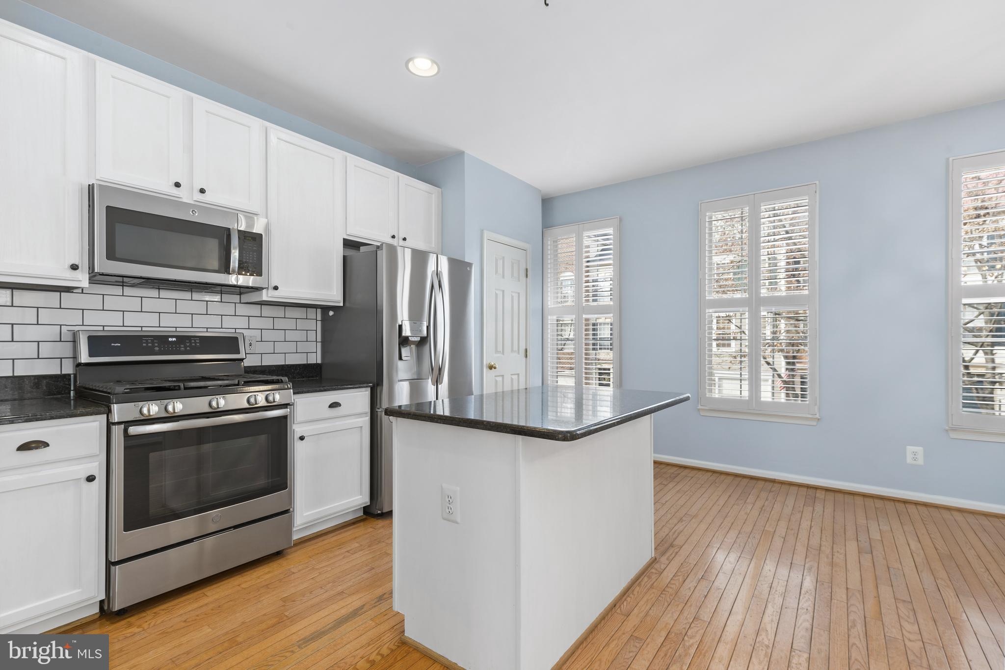 CAMERON STATION - Residential Lease