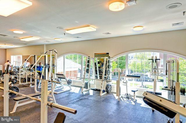 CAMERON STATION - Residential Lease