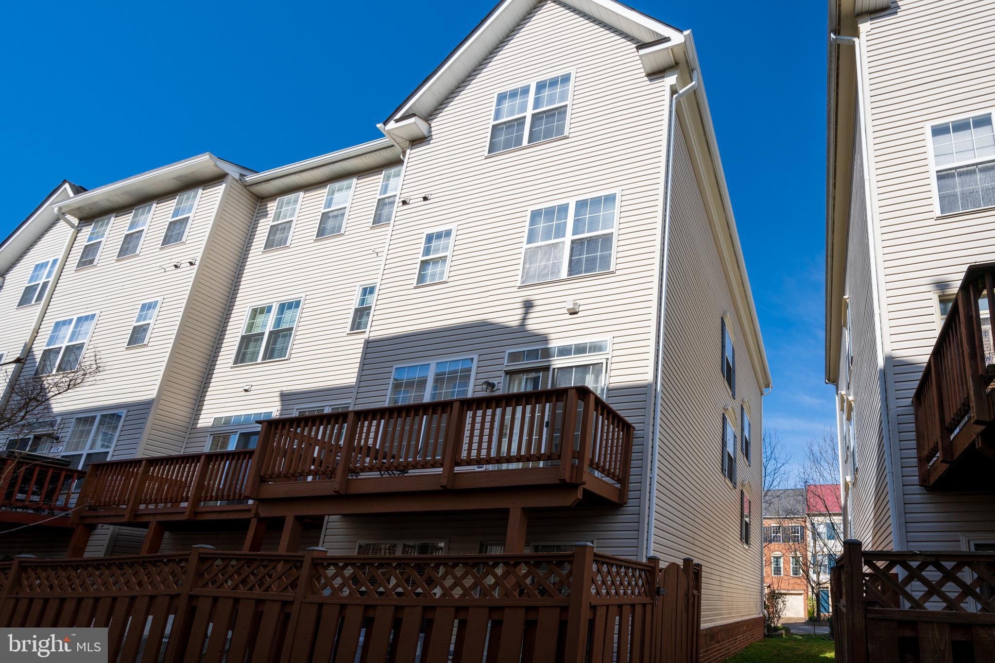 CAMERON STATION - Residential Lease