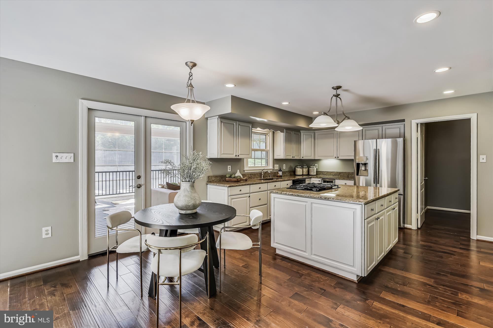 ROBIN GLEN - Residential