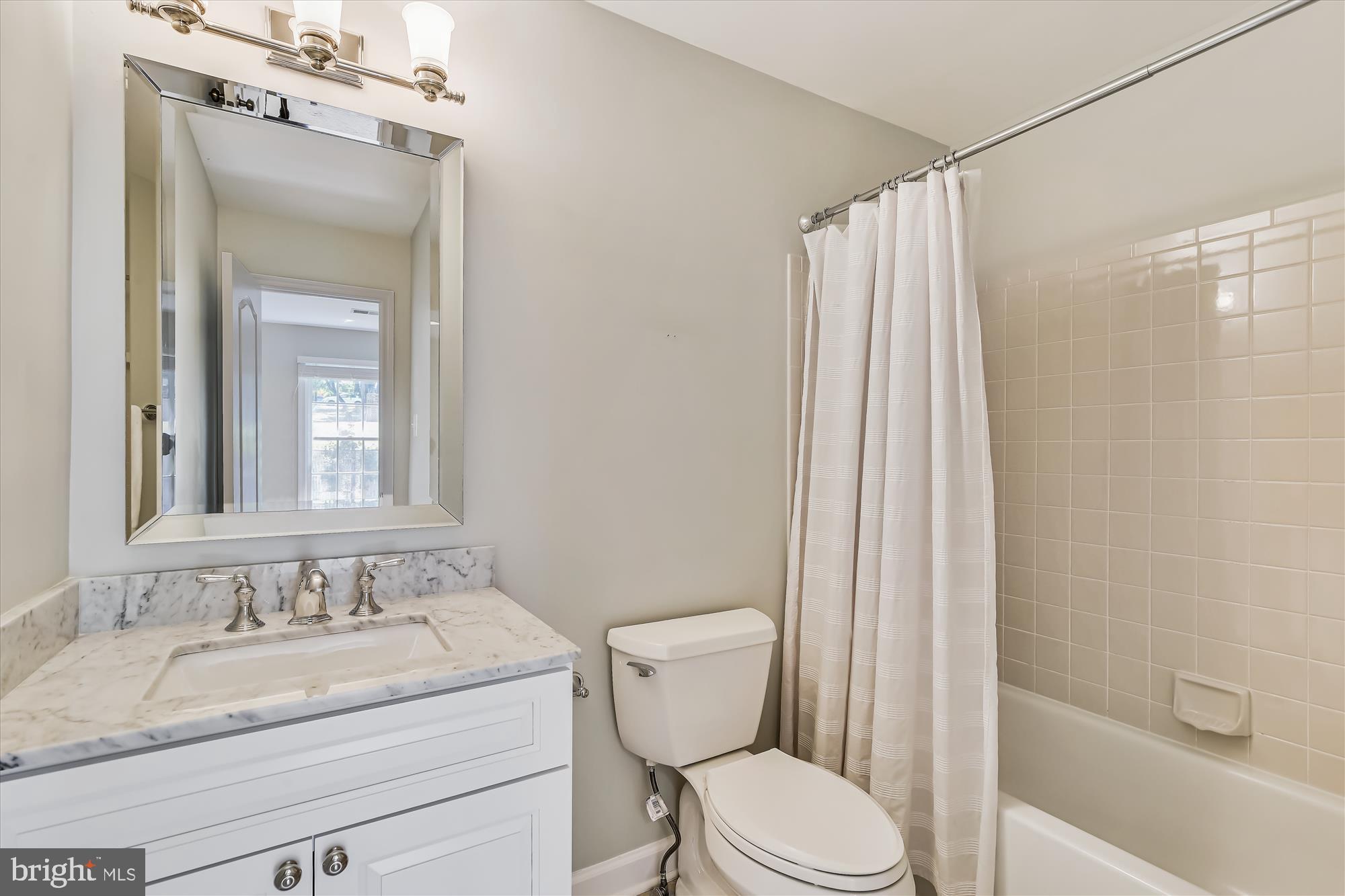 ROBIN GLEN - Residential