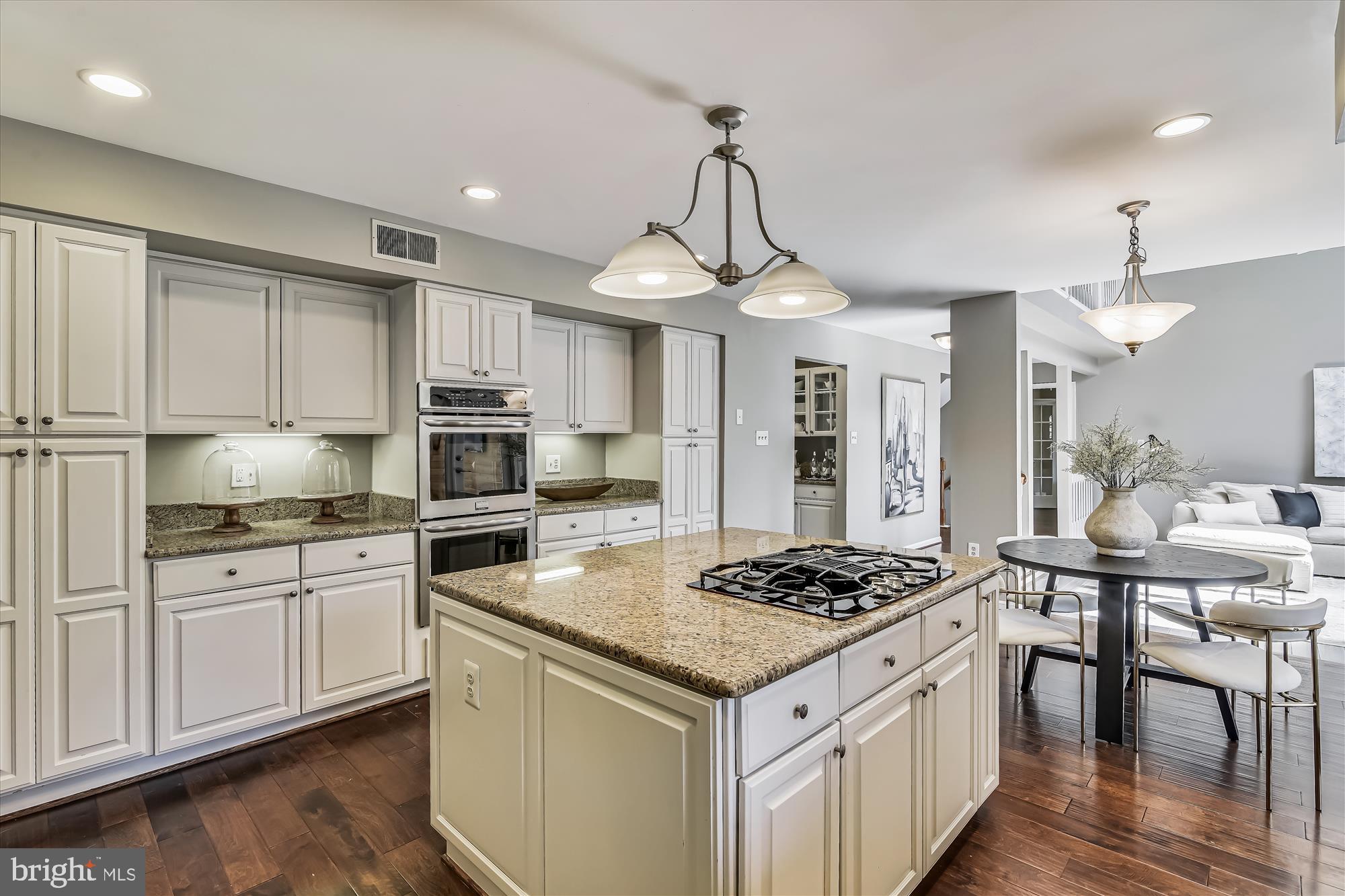 ROBIN GLEN - Residential