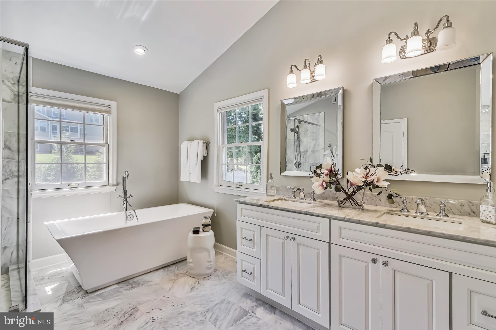 ROBIN GLEN - Residential