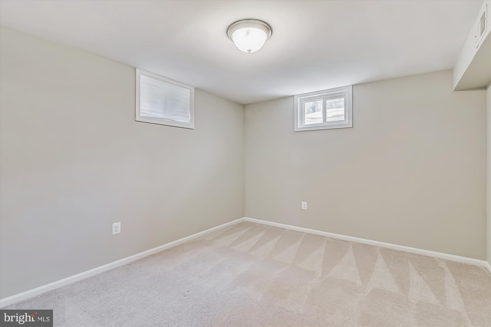 ROBIN GLEN - Residential