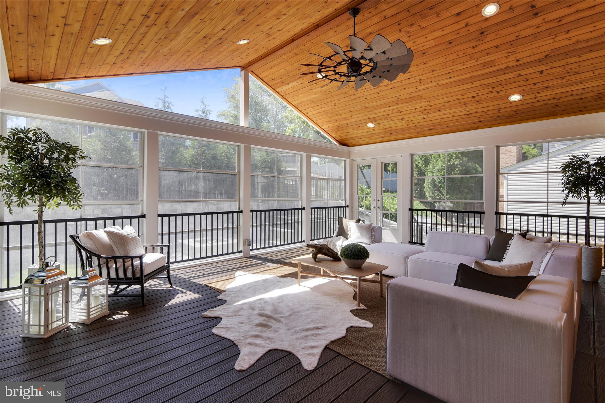 ROBIN GLEN - Residential