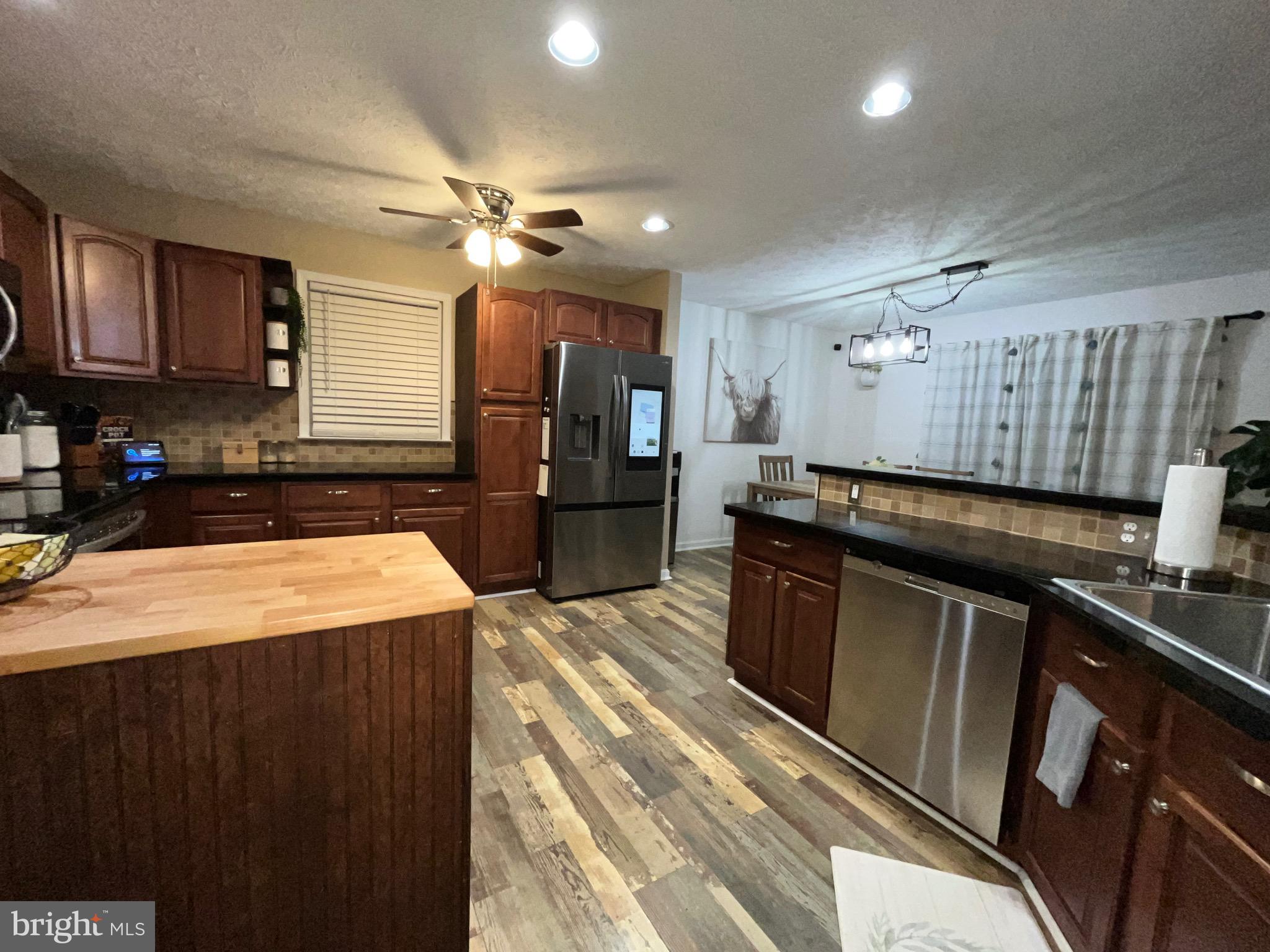 MAPLE HEIGHTS - Residential