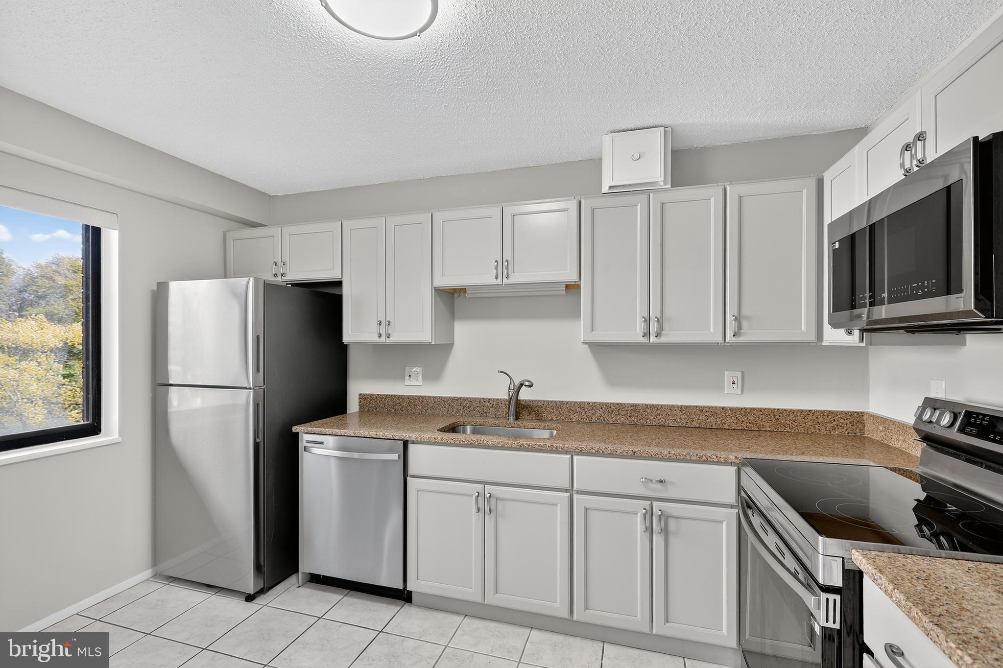 15101 INTERLACHEN DRIVE 1-326