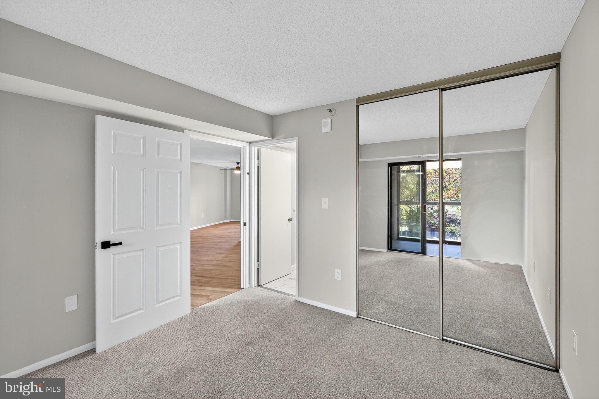 LEISURE WORLD - Residential