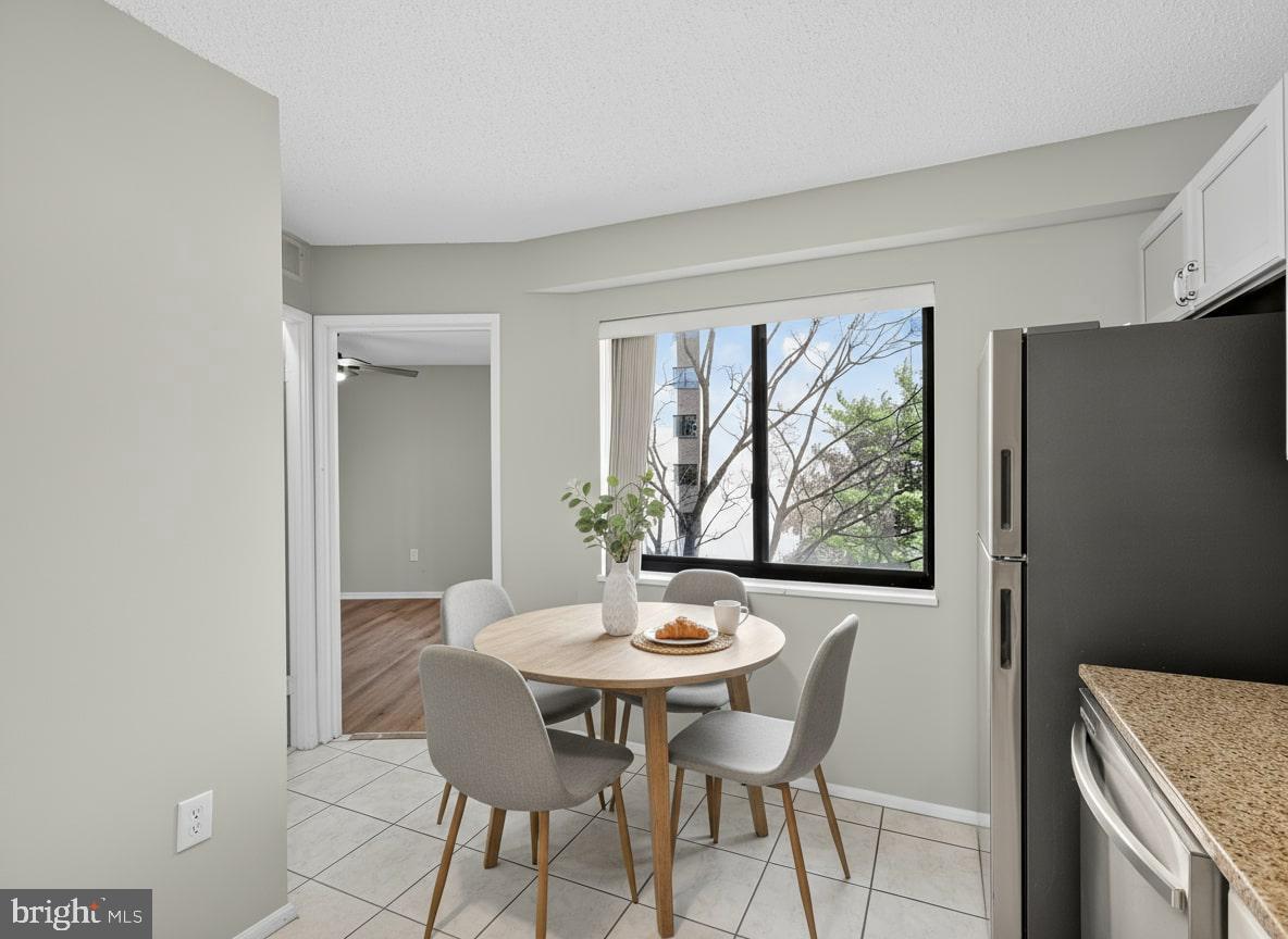 LEISURE WORLD - Residential