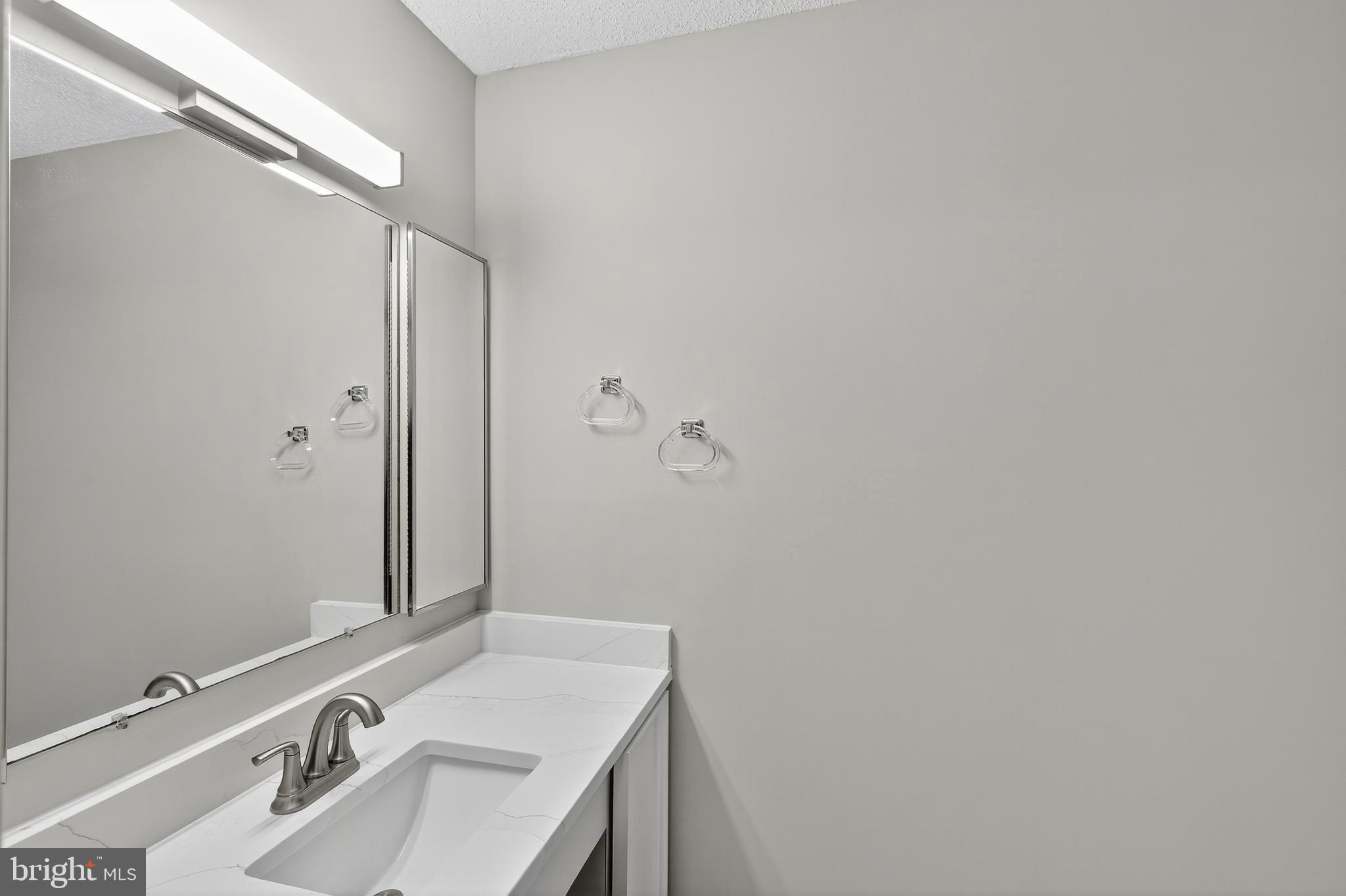 LEISURE WORLD - Residential