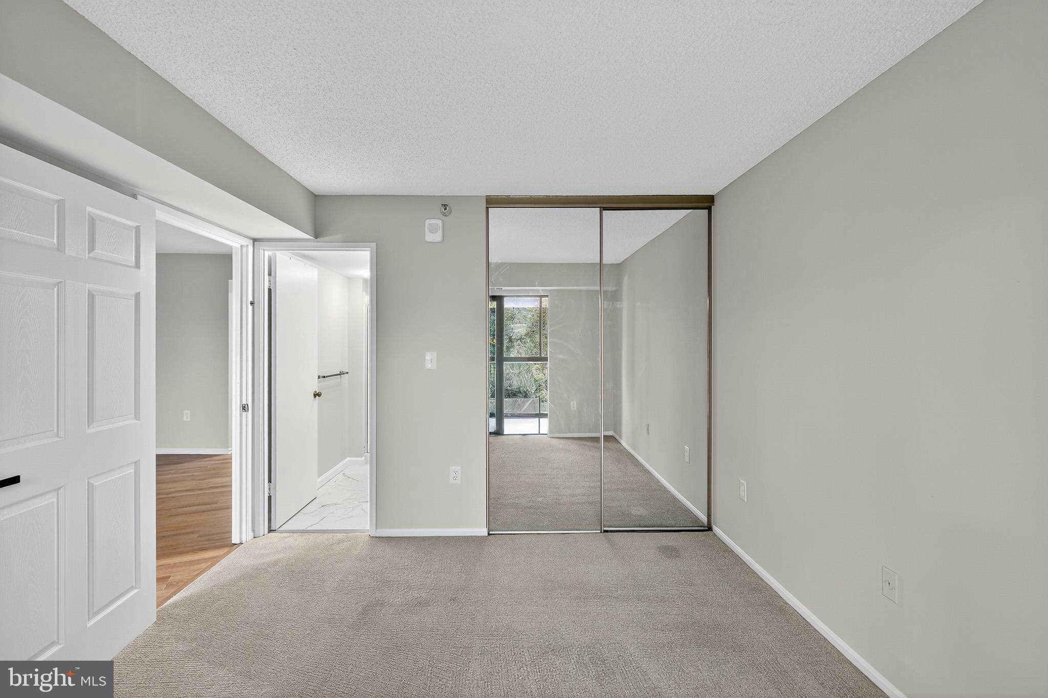 LEISURE WORLD - Residential