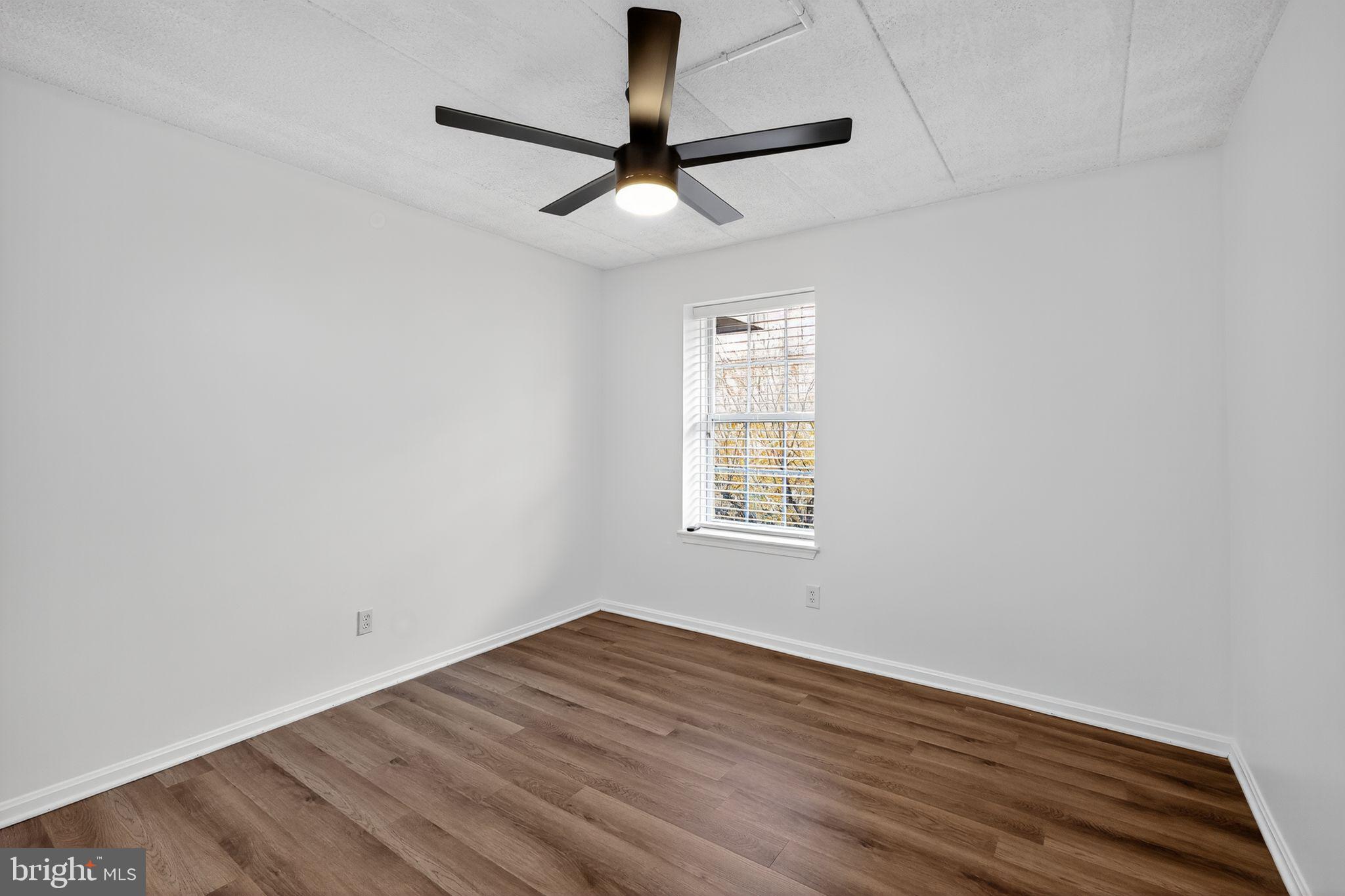 NORTH PORT - Residential Lease