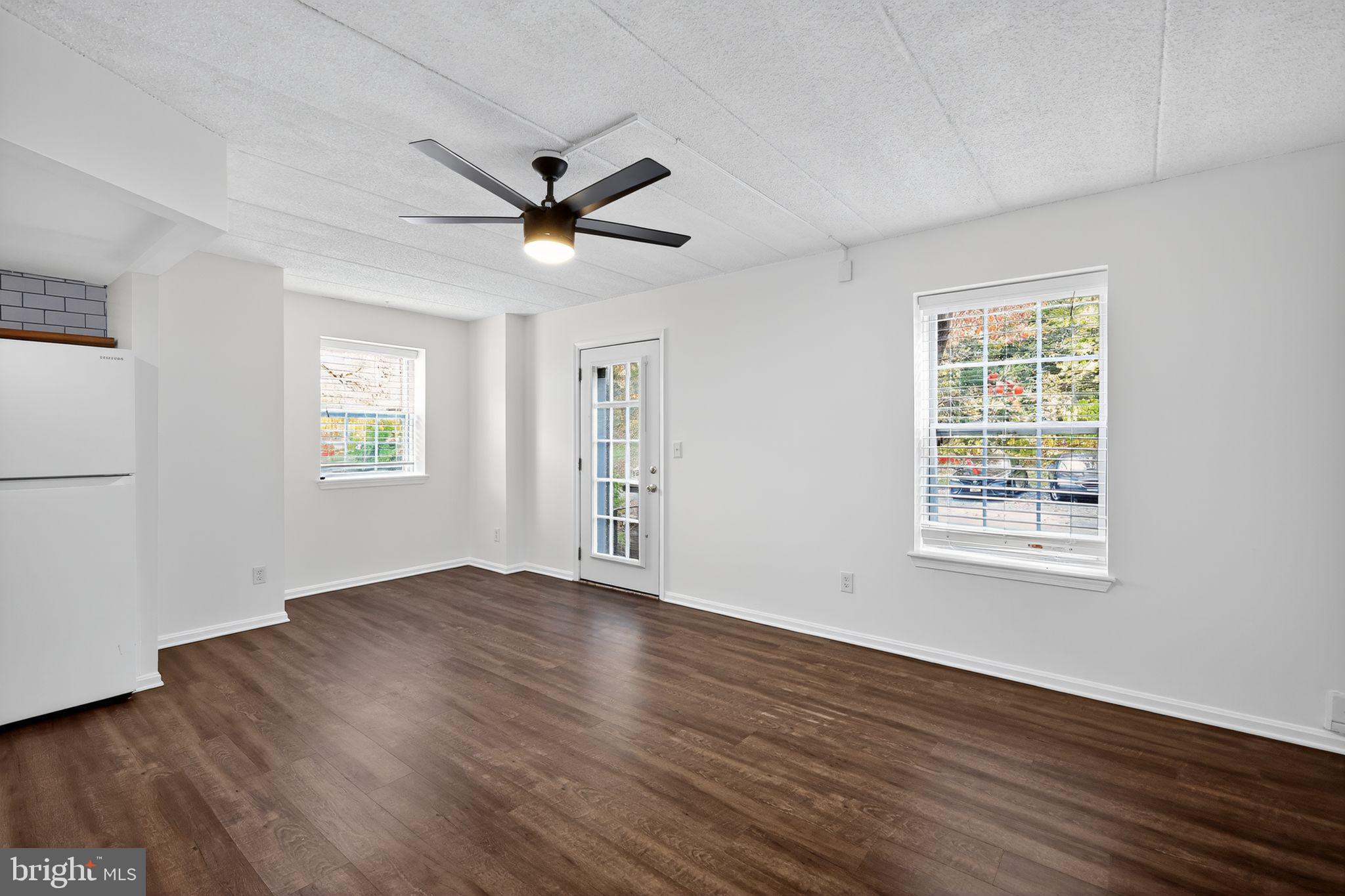 NORTH PORT - Residential Lease