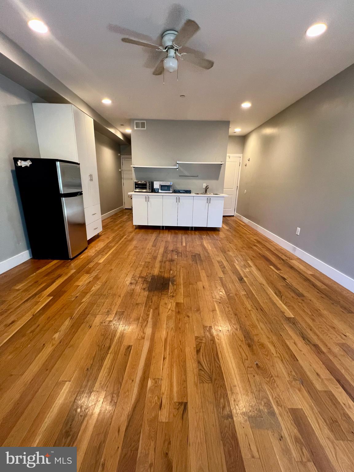 PHILADELPHIA (NORTH) - Residential Lease