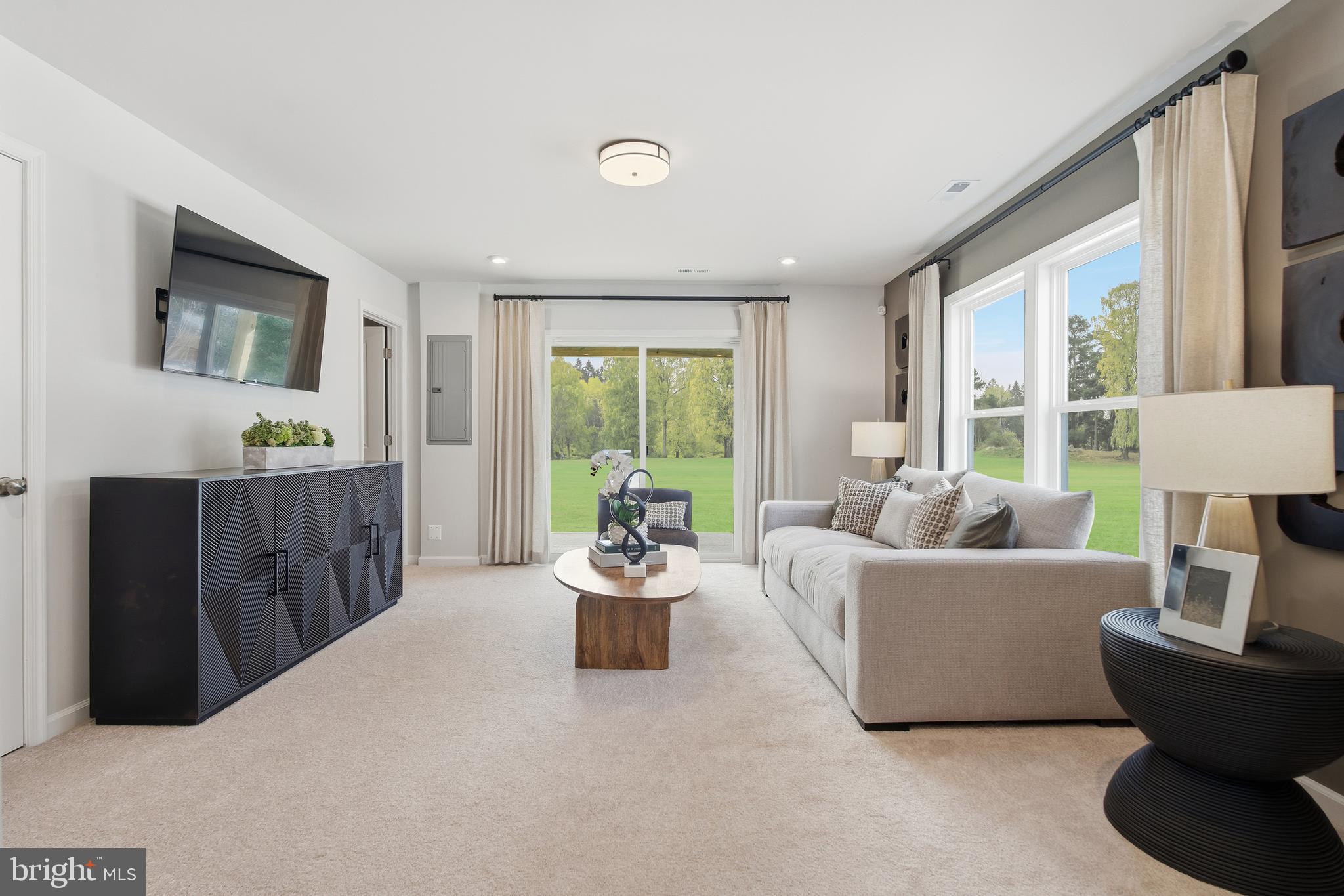 BRADLEY SQUARE - Residential