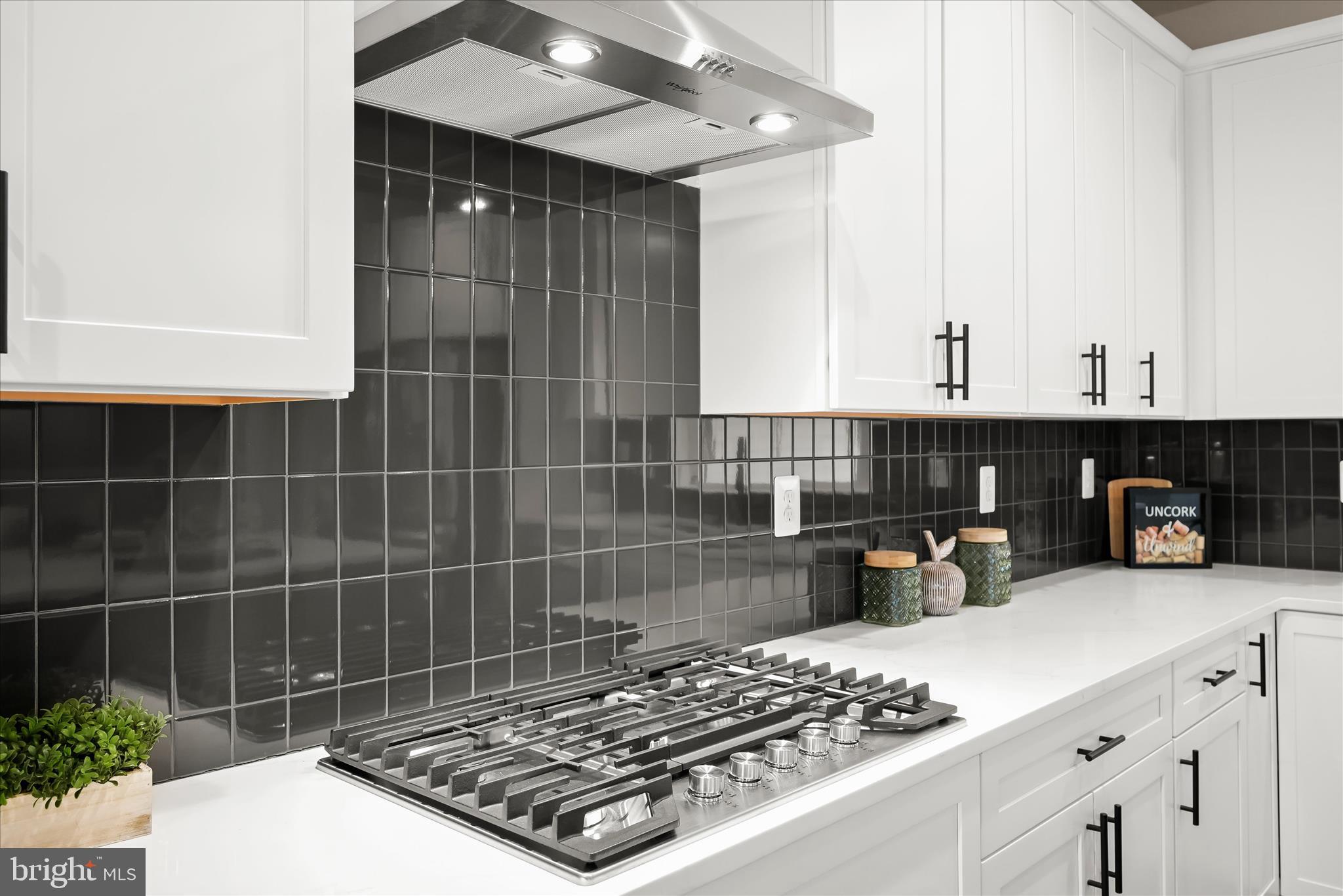 SHAMROCK ESTATES - Residential