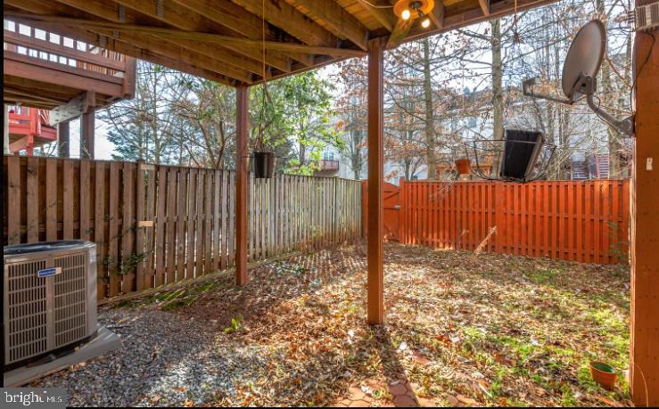 STERLING - Residential Lease