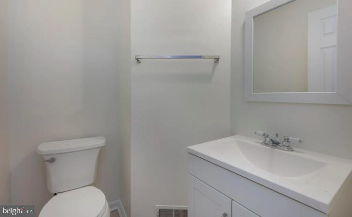 STERLING - Residential Lease