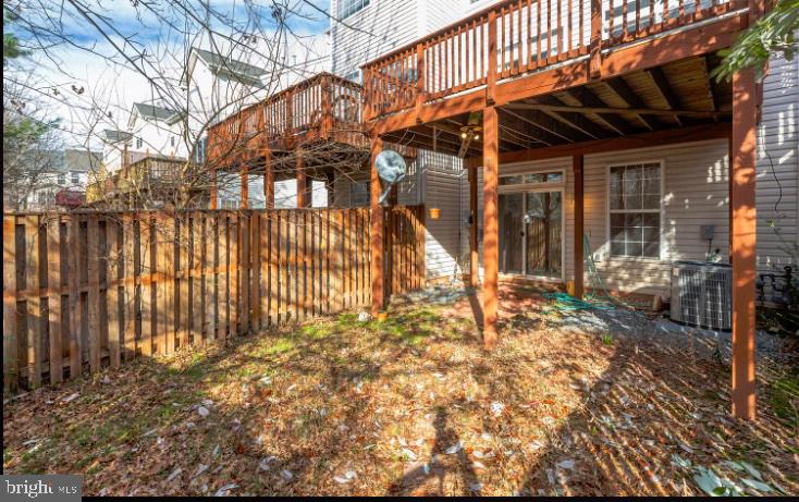 STERLING - Residential Lease