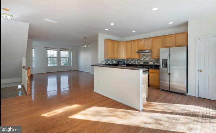 STERLING - Residential Lease