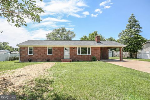 Homes For Rent - 803 Grafton Street<br/> FREDERICKSBURG, VA 22405